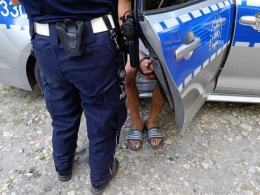 Nietrzeźwy kierowca uciekał przed policjantami - został zatrzymany