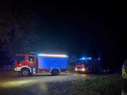 Zderzenie dwóch samochodów w Kadłubie Turawskim. Dwie osoby trafiły do szpitala