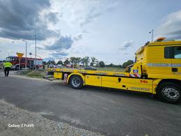 Wypadek na DK45 w Jełowej - dwie osoby w szpitalu