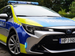 Nowoczesne hybrydy dla opolskich policjantów