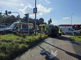 Zderzenie karetki i busa na obwodnicy Opola. Interweniował śmigłowiec LPR