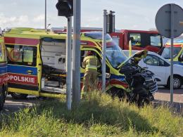 Zderzenie karetki i busa na obwodnicy Opola. Interweniował śmigłowiec LPR