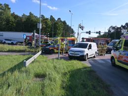 Zderzenie karetki i busa na obwodnicy Opola. Interweniował śmigłowiec LPR