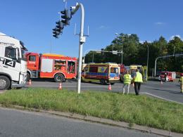 Zderzenie karetki i busa na obwodnicy Opola. Interweniował śmigłowiec LPR