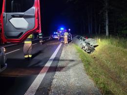 Wypadek na DK45. Kierowca w szpitalu