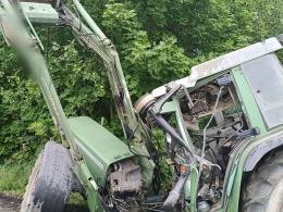 Traktor uszkodził most w miejscowości Jędrynie