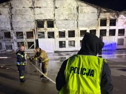 Fałkowice: policja bada przyczyny pożaru. Zobacz akcję gaśniczą z drona (WIDEO)
