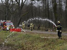 Strażacy OSP trenowali ratownictwo wodne i działania przy pożarach aut elektrycznych