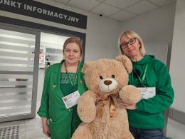 Dlaczego w szpitalach rozdaje się pluszowe misie?Akcja w USK w Opolu