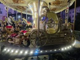 Jarmark Bożonarodzeniowy oficjalnie otwarty. Sprawdziliśmy, ile kosztują świąteczne przysmaki