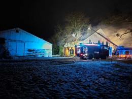 Pożar w stadninie w Mosznej. Trwa ustalanie przyczyn zdarzenia