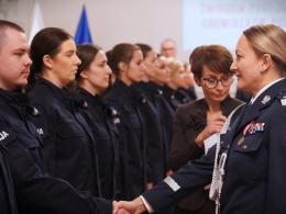 36 nowych policjantów złożyło ślubowanie w Komendzie Wojewódzkiej Policji w Opolu