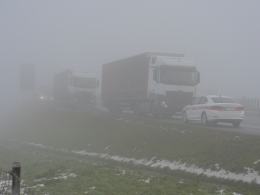 Trwają czynności służb po tragicznym zdarzeniu na A4. Droga wciąż zablokowana WIDEO