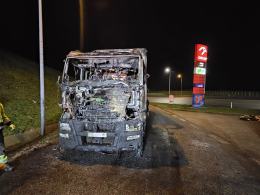 Pożar ciągnika siodłowego na MOP Wysoka przy autostradzie A4