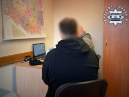 Nietrzeźwy 21-latek wjechał w ogrodzenie cmentarza