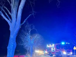 Zdarzenie drogowe na DK 38. Jedna osoba trafiła do szpitala