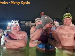 Noworoczne morsowanie na Bolko. Mróz im nie straszny