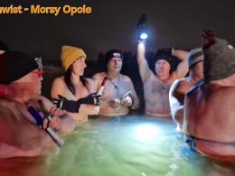 Noworoczne morsowanie na Bolko. Mróz im nie straszny