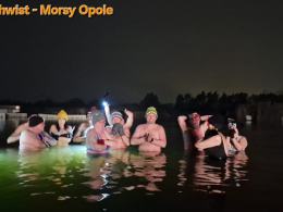 Noworoczne morsowanie na Bolko. Mróz im nie straszny