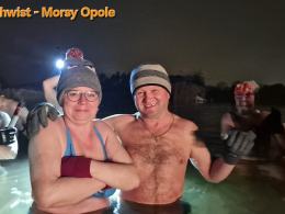 Noworoczne morsowanie na Bolko. Mróz im nie straszny