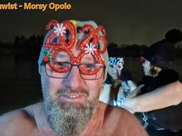 Noworoczne morsowanie na Bolko. Mróz im nie straszny