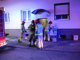 Pożar w mieszkaniu na poddaszu. 81-latek trafił do szpitala