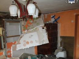Wybuch w domu we Włodzieninie. Jedna osoba ranna, znana jest przyczyna