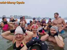 Opolskie Morsy znów wsparły WOŚP. Zimna woda, gorący cel