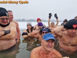 Opolskie Morsy znów wsparły WOŚP. Zimna woda, gorący cel
