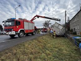 Zderzenie osobówki z busem na Kowalczyków
