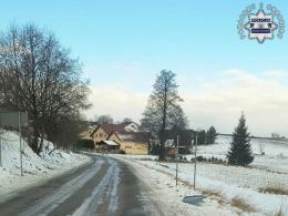Zabrali Zimną Wódkę z drogi. Wróciła z pomocą dzielnicowego