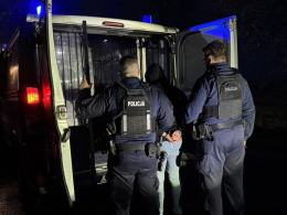Zdarzenie drogowe na trasie Byczyna - Polanowice. Dwie osoby nietrzeźwe w aucie