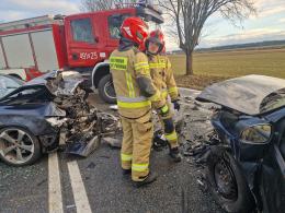 Zderzenie dwóch aut na drodze krajowej 94. Są utrudnienia