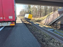 Utrudnienia na A4 w kierunku Katowic. Zablokowany prawy pas