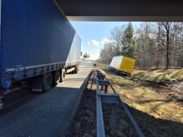 Utrudnienia na A4 w kierunku Katowic. Zablokowany prawy pas