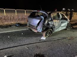 Nocny wypadek na DW901 w Bzinicy Starej. Jedna osoba trafiła do szpitala