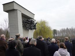 81 lat od wyzwolenia Stalagu 344. Pamięć o ofiarach i świadectwa historii
