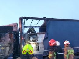 Pożar ciężarówki na A4 pod Krapkowicami. Utrudnienia w kierunku Wrocławia