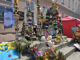 Jajecznica z tysięcy jaj, żurek i wspólne świętowanie. Wielkanocne śniadanie na Rynku