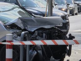 Zderzenie dwóch pojazdów na ul. Katowickiej w Opolu. Zablokowana Katowicka