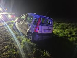 Dachowanie na DK94 w Łosiowie. 19-latka pod wpływem alkoholu