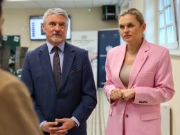 Wizyta minister edukacji w Opolu. Spotkania z nauczycielami i maturzystami