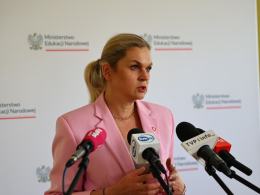 Wizyta minister edukacji w Opolu. Spotkania z nauczycielami i maturzystami