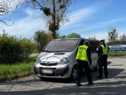 Stan techniczny ciężarówek i aut dostawczych pod lupą policjantów i funkcjonariuszy ITD