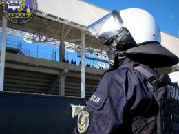 Policja zabezpieczała mecz Odry Opole. Zatrzymania i mandaty dla kibiców