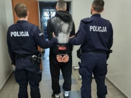 Podpalił baloty słomy - straty sięgają 100 tysięcy złotych