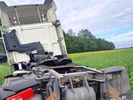 Cysterna z materiałem łatwopalnym przewróciła się na A4. Są utrudnienia pod Opolem