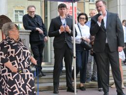Ewa Bem z gwiazdą w Opolu. "Nie każcie mi płakać"