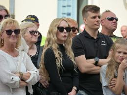 Ewa Bem z gwiazdą w Opolu. "Nie każcie mi płakać"