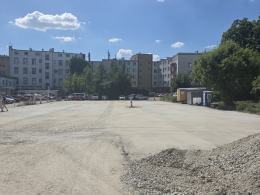 Przy Ozimskiej prace wrą. Ten plac długo czekał na uporządkowanie